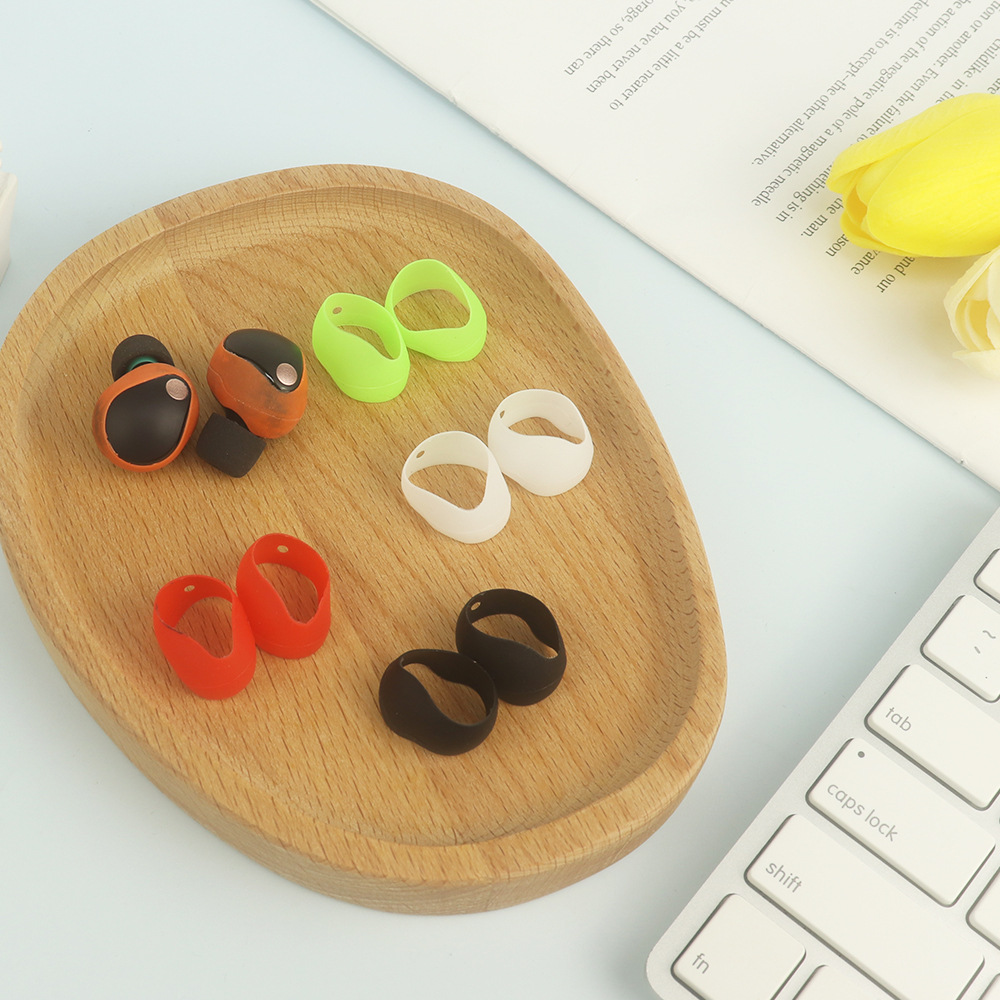 5 paia di punte auricolari in  - Sony Headphone Wf-1000Xm5 recensione e prezzo