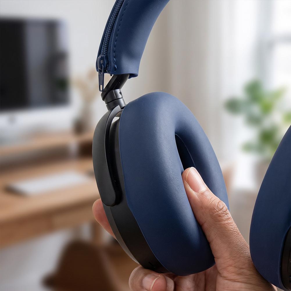 Set di custodie protettive in  - Sennheiser Headphone Momentum 4 recensione e prezzo