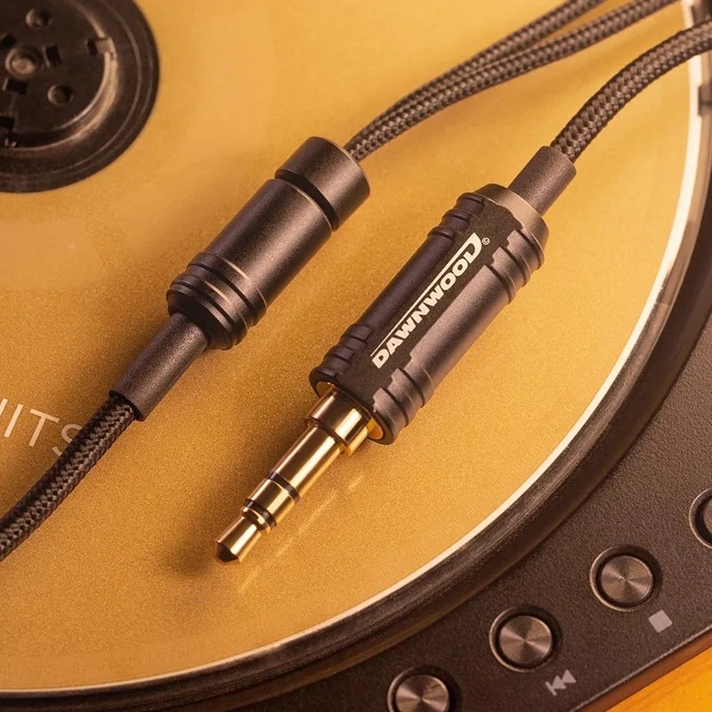 DAWNWOOD GT09 Dark Knight Auri - In Ear Monitor Iem recensione e prezzo